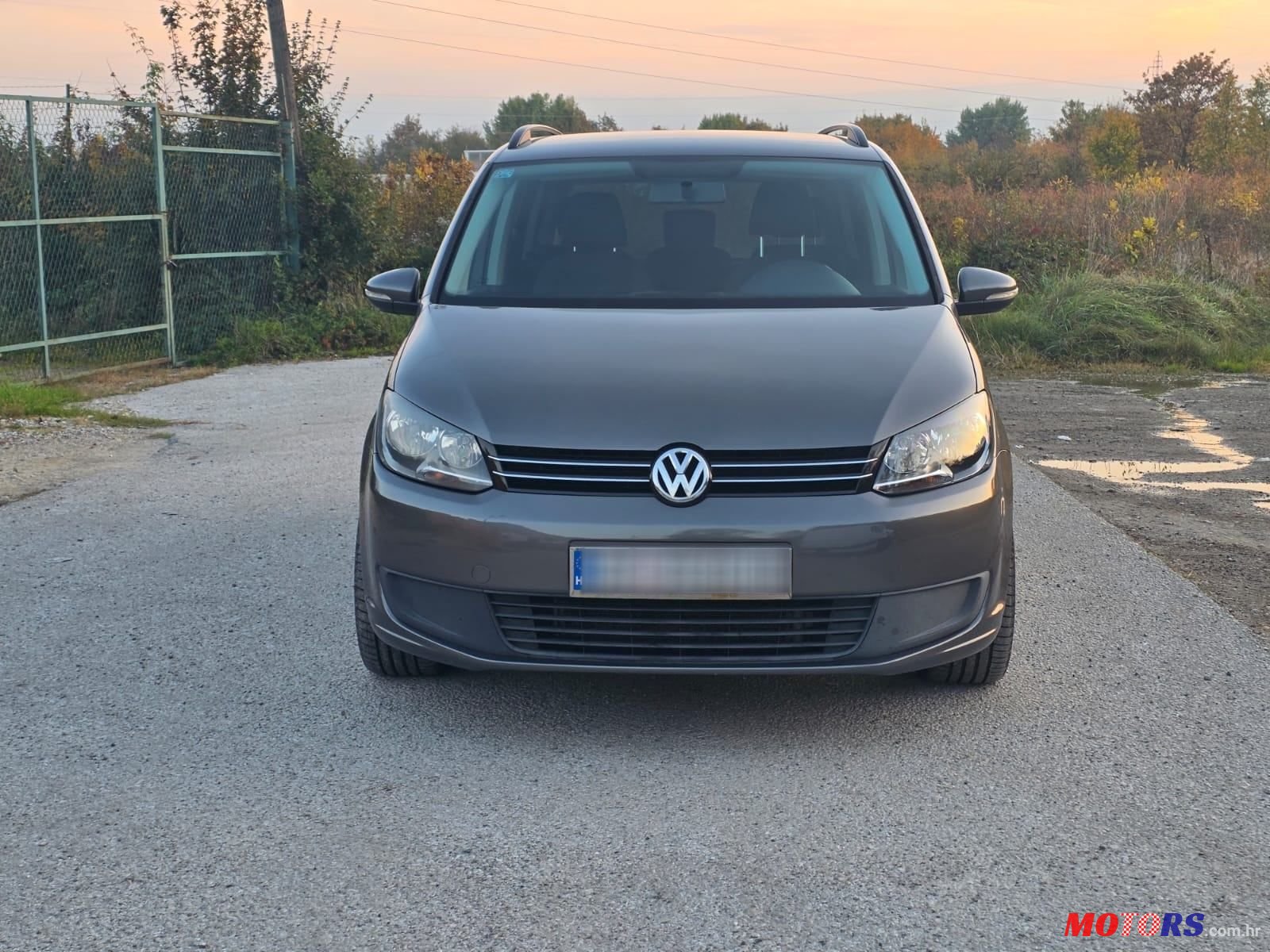 2011' Volkswagen Touran 1,6 Tdi photo #3