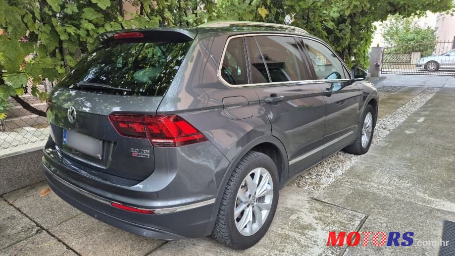 2017' Volkswagen Tiguan 2,0 Tdi Bmt photo #6