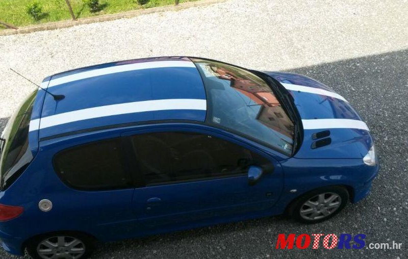 2006' Peugeot 206 206 1,6 Hdi photo #1