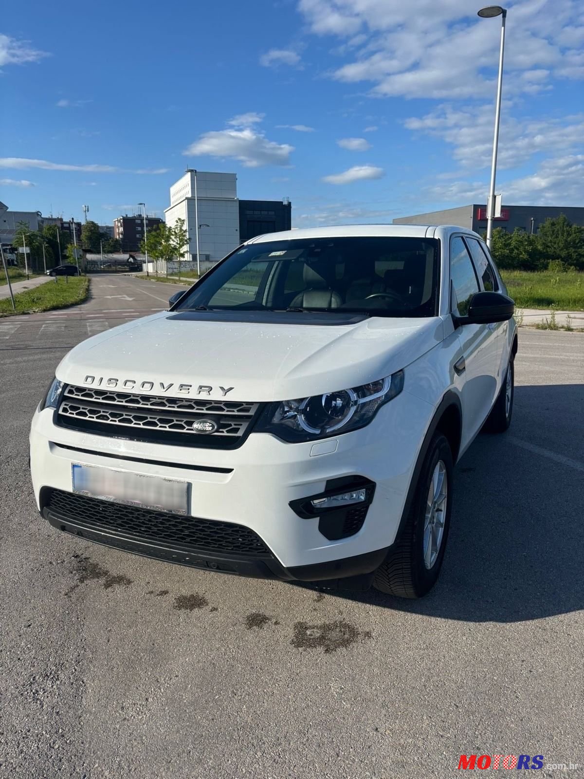 2015' Land Rover Discovery Sport 2.0 Sd4 photo #1