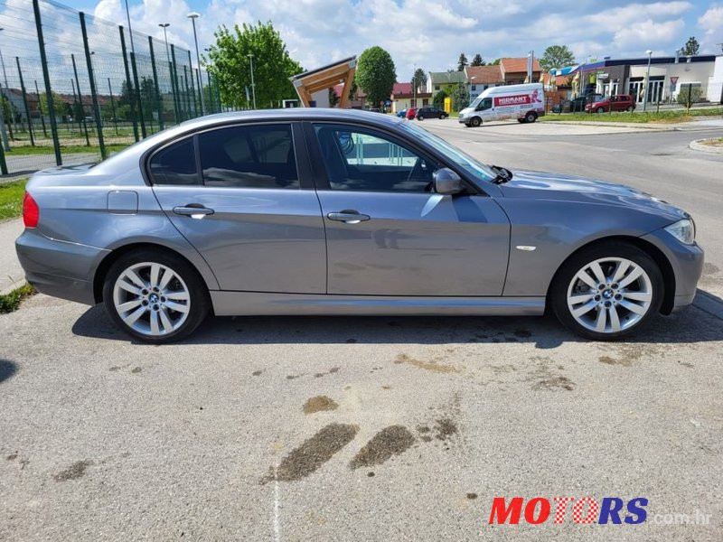 2009' BMW Serija 3 318D photo #2