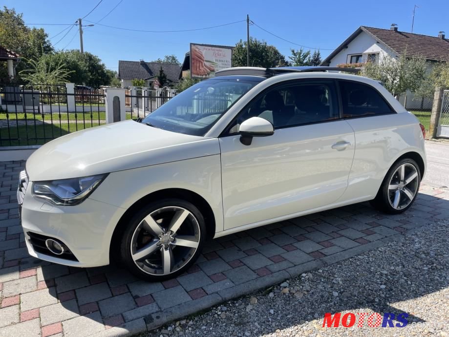 2011' Audi A1 photo #1