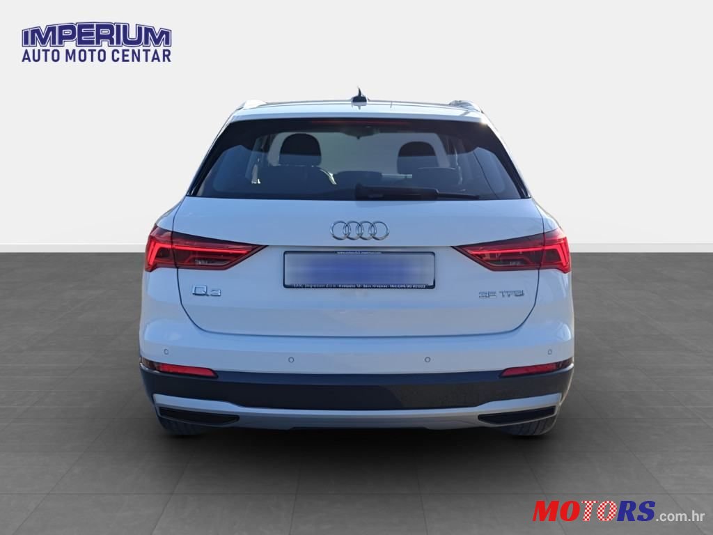 2019' Audi Q3 Advanced photo #5