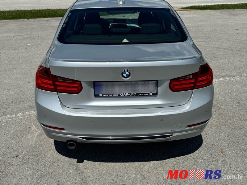 2015' BMW Serija 3 316D photo #3