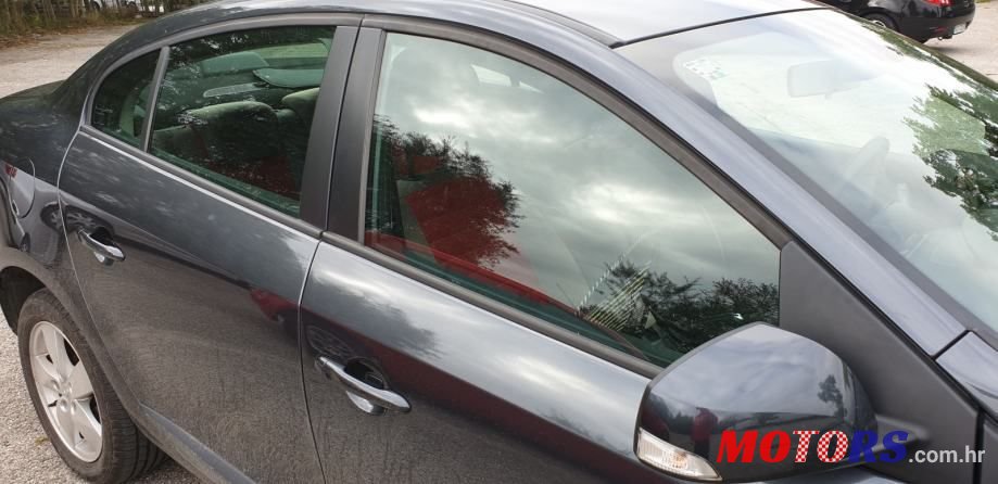 2010' Renault Fluence 1,6 16V photo #5