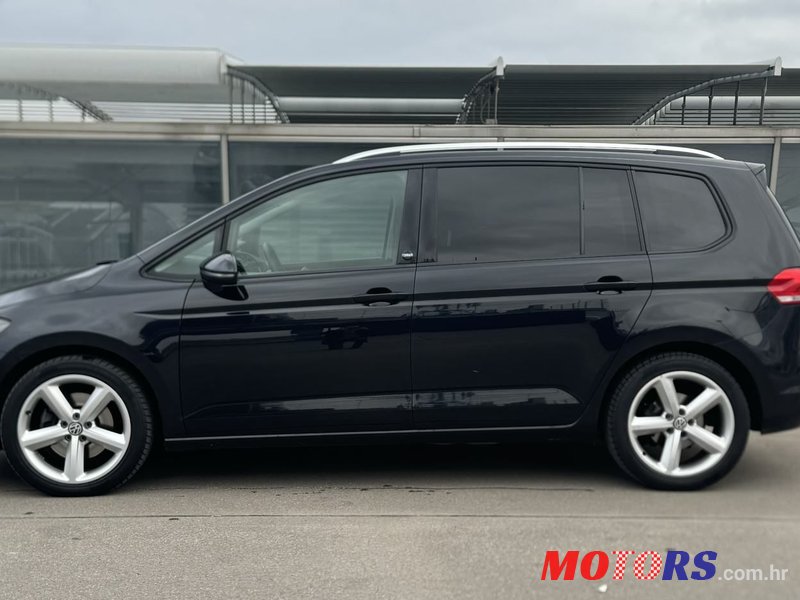 2017' Volkswagen Touran 2,0 Tdi photo #2