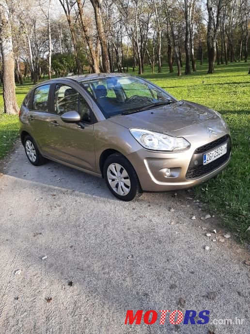 2011' Citroen C3 1,4 Vti photo #2