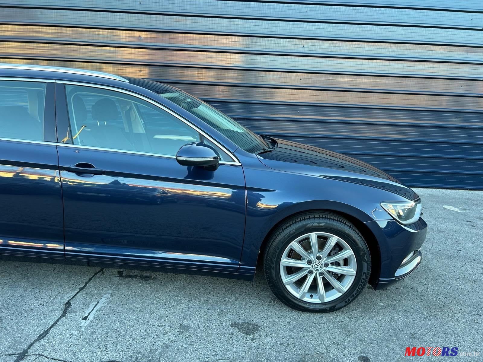 2015' Volkswagen Passat Variant photo #4