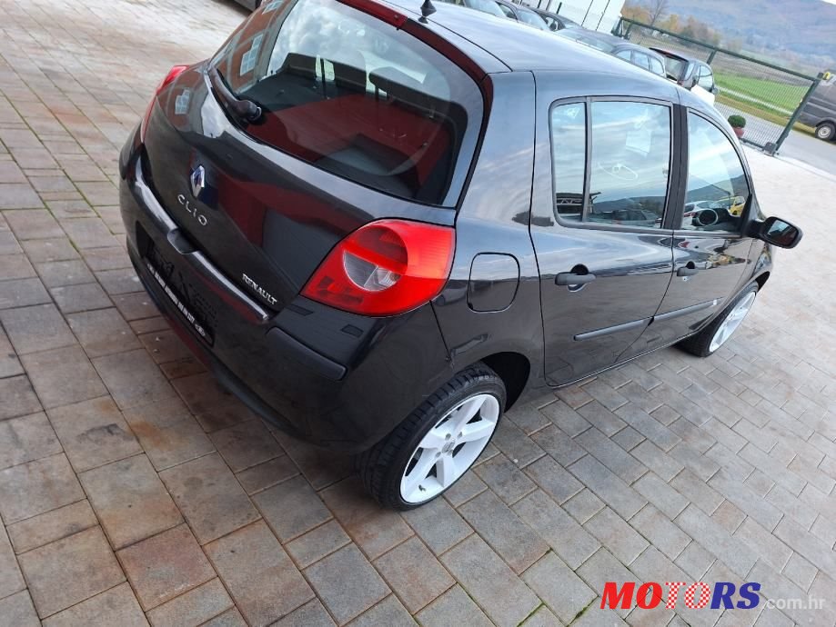 2007' Renault Clio 1,2 photo #6