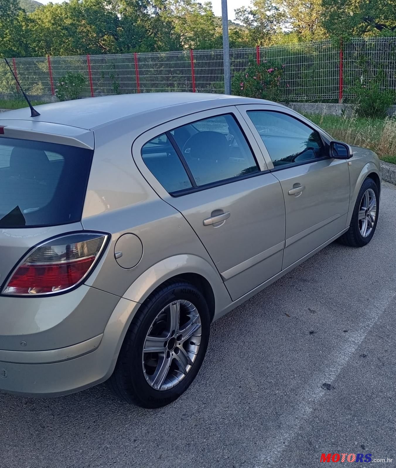2007' Opel Astra 1,6 photo #2