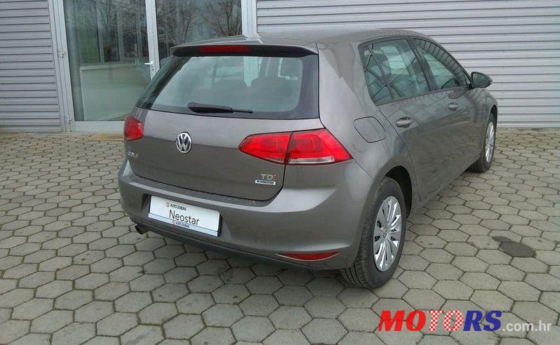 2015' Volkswagen Golf VII 1,6 Tdi Dsg photo #2
