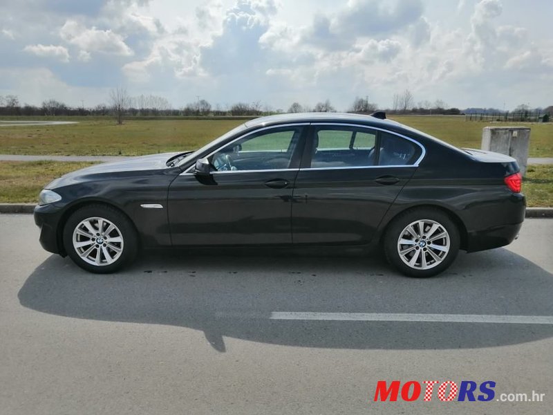 2012' BMW Serija 5 520D photo #1