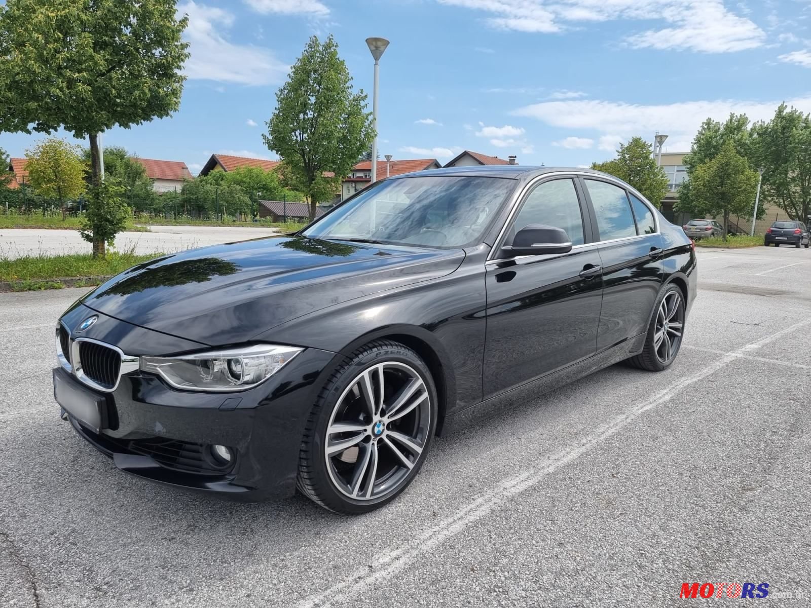 2013' BMW Serija 3 330D photo #1