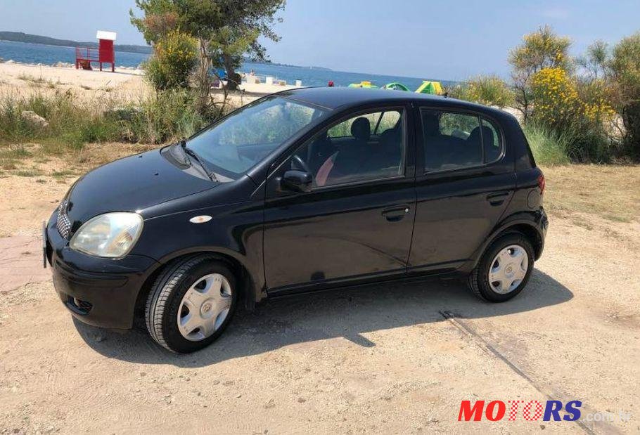 2005' Toyota Yaris 1,3 Vvt-I R&B photo #1