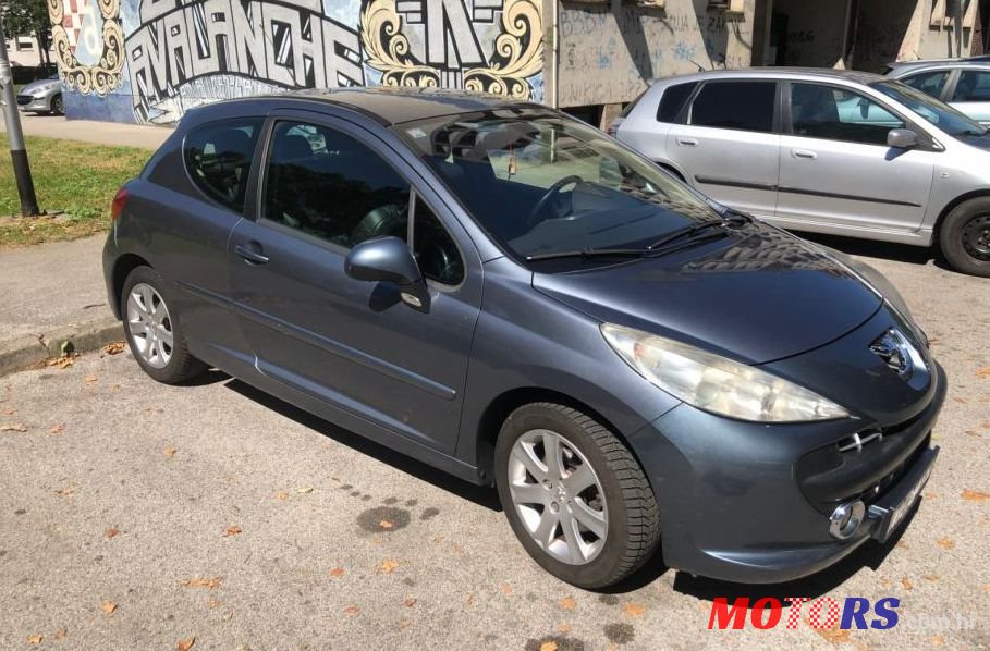 2007' Peugeot 207 Sport 1,6 16V Vti photo #1