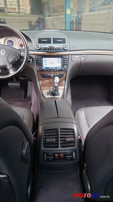 2005' Mercedes-Benz E-Klasa 320 Cdi photo #5