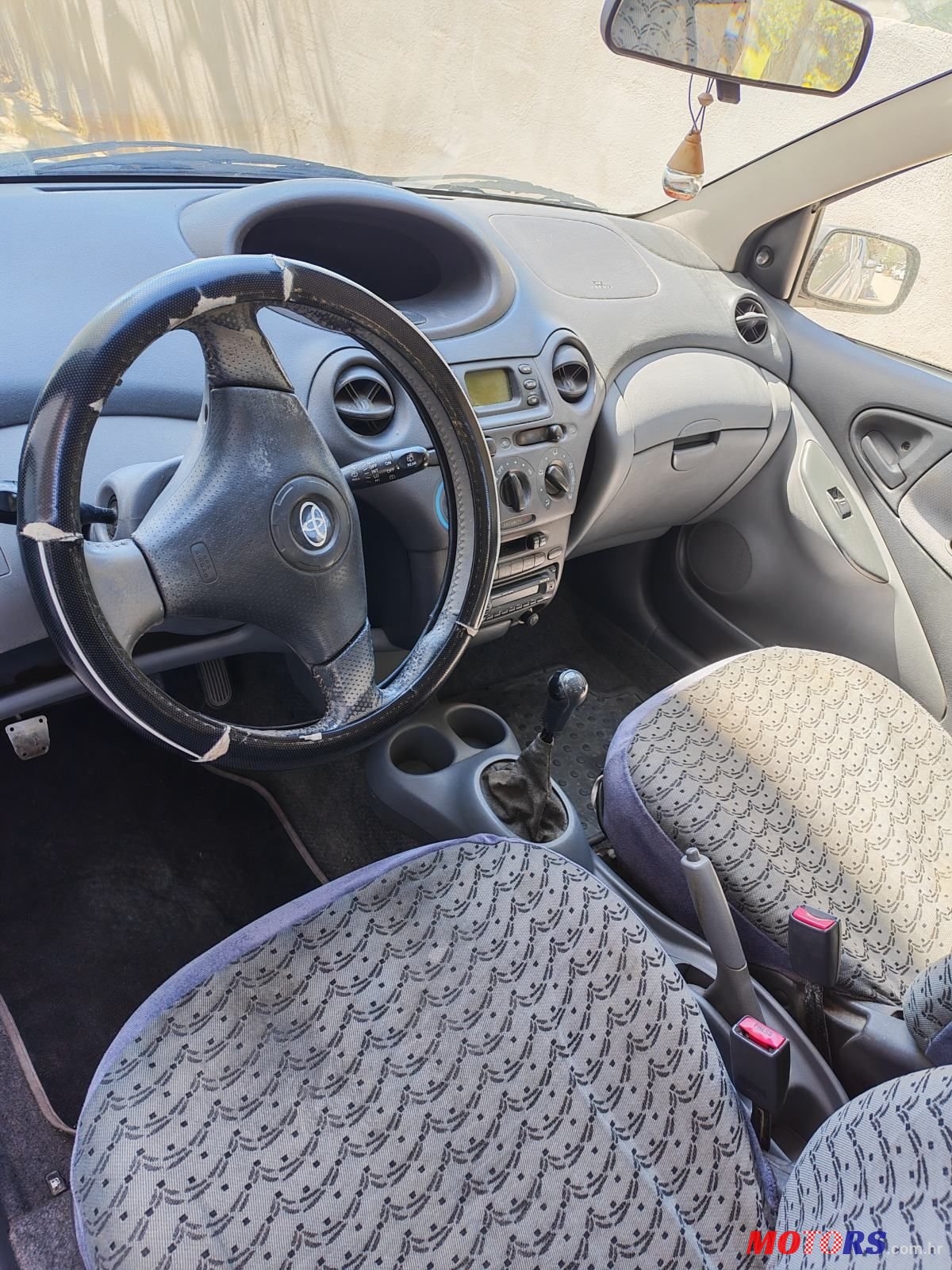 2000' Toyota Yaris 1,0 Vvt-I photo #6