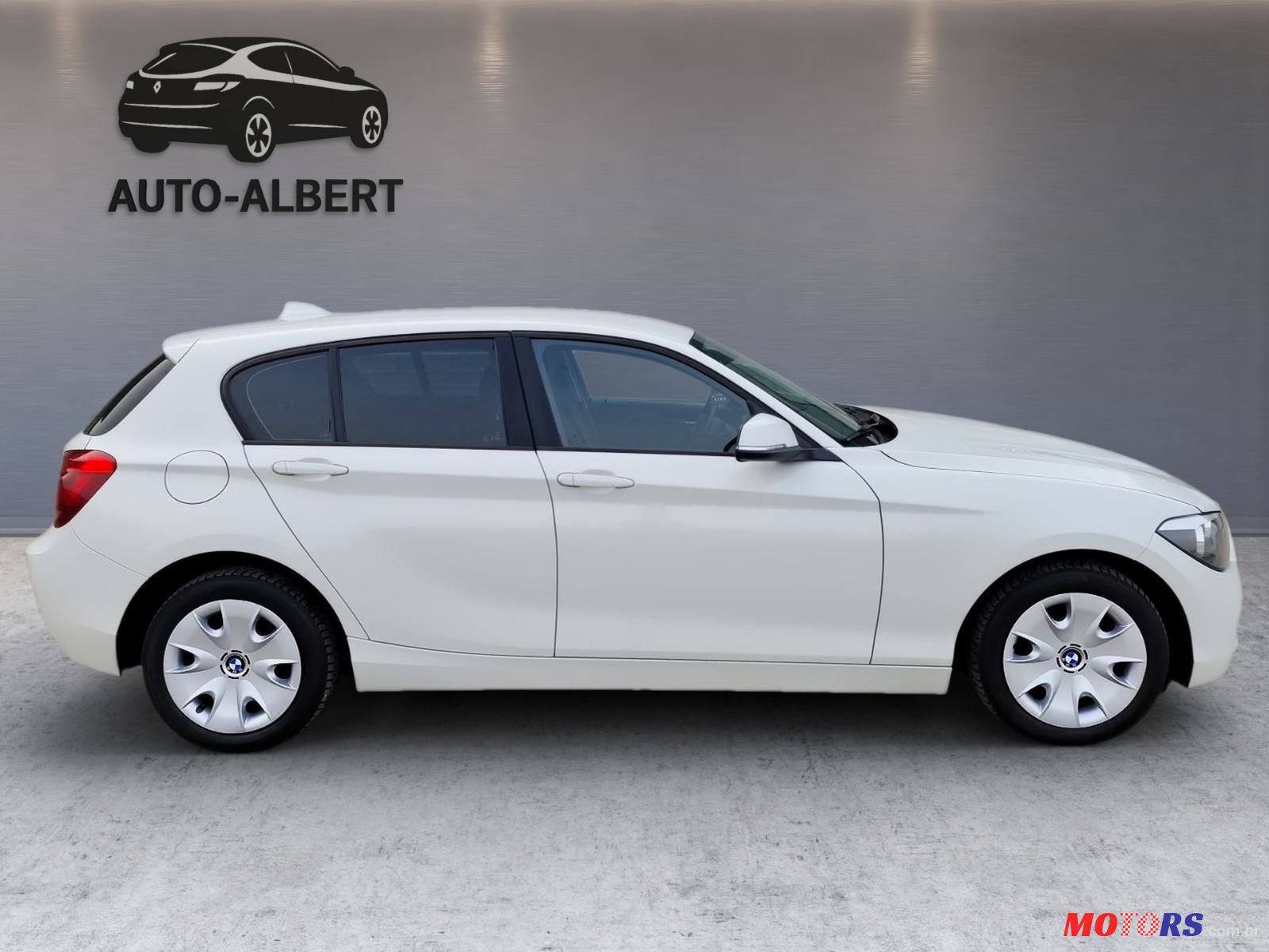 2015' BMW Serija 1 116D photo #6