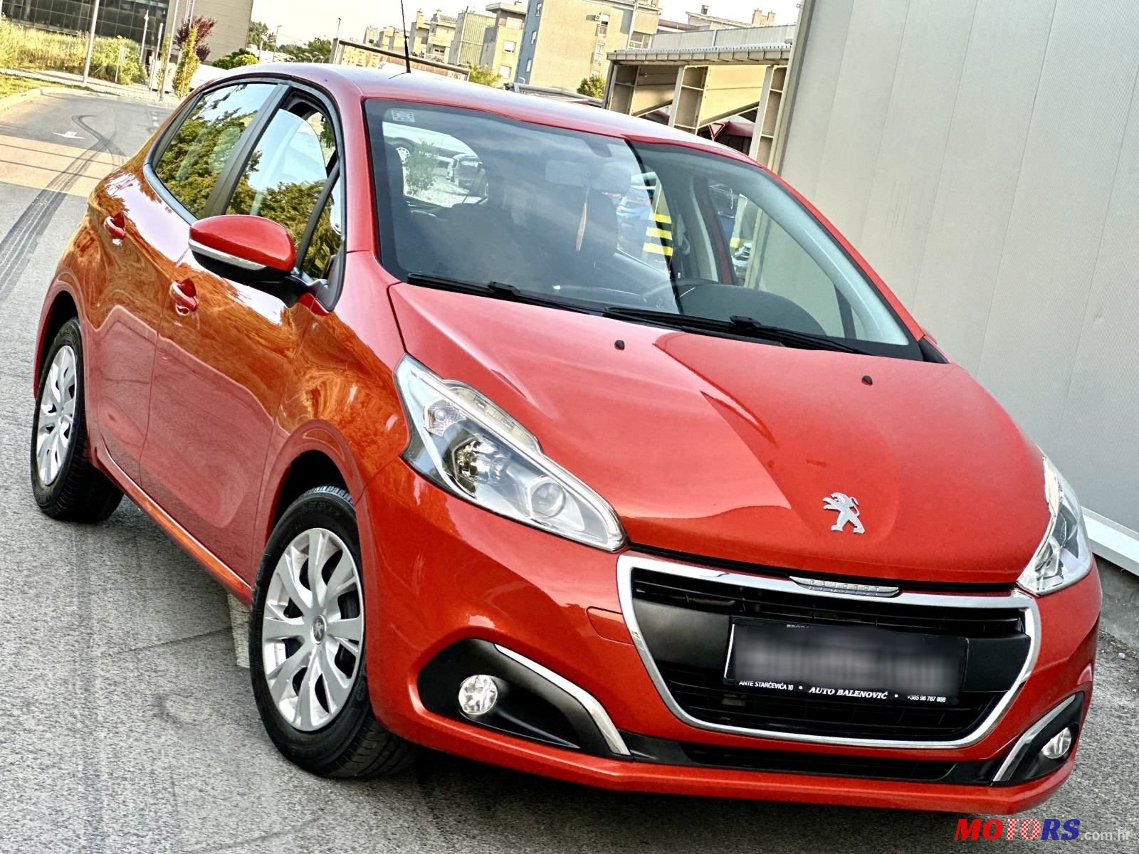 2017' Peugeot 208 1,2 Puretech photo #4