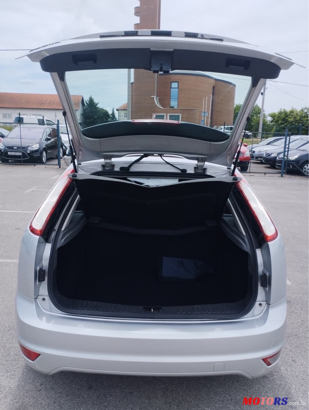 2008' Ford Focus 1,8 photo #6