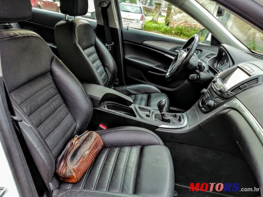 2015' Opel Insignia Karavan photo #4