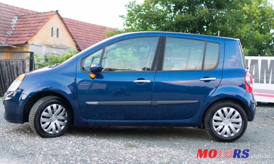 2004' Renault Modus 1,5 Dci photo #1