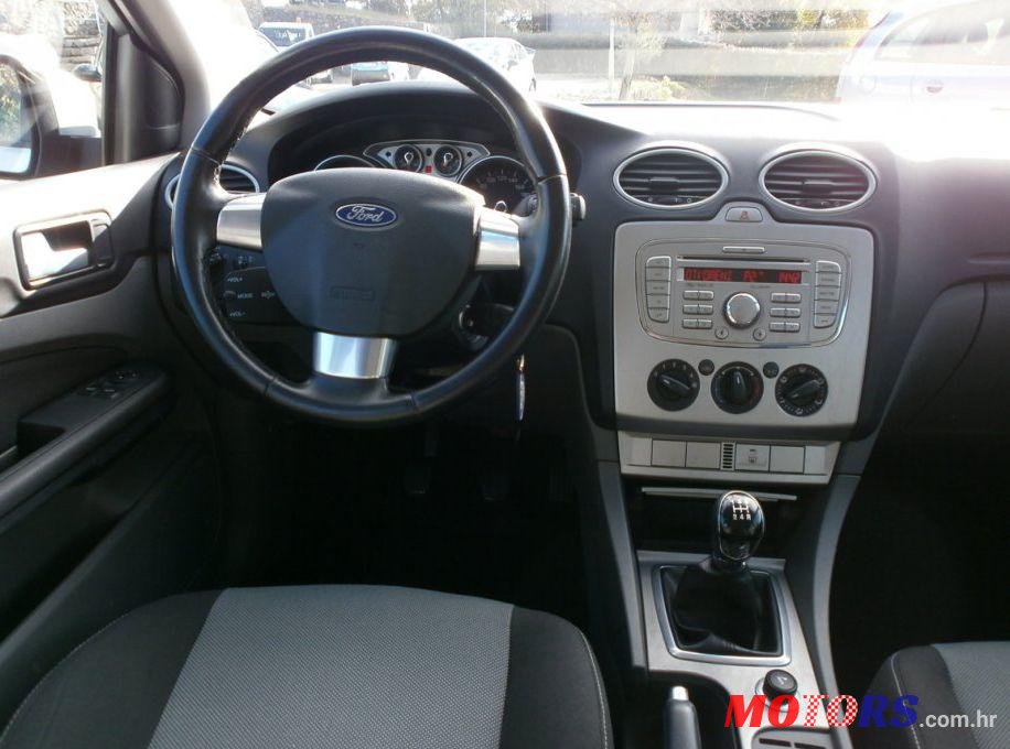 2008' Ford Focus 1,6 photo #2