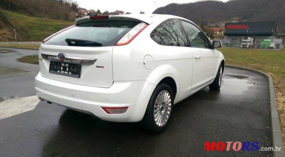 2010' Ford Focus 1,6 photo #2