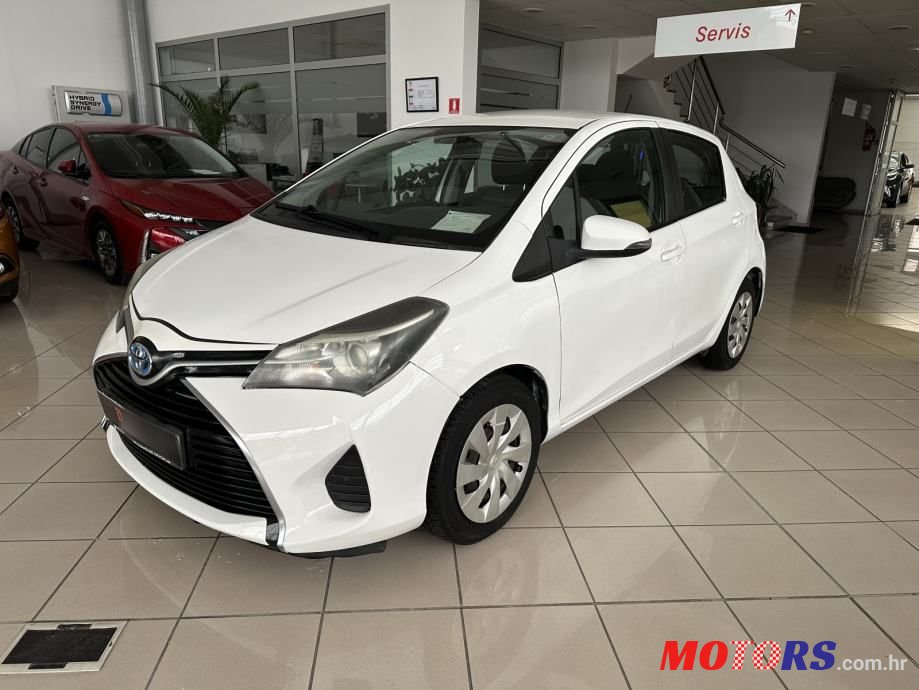2016' Toyota Yaris Hybrid 1,5 Vvt-I photo #1