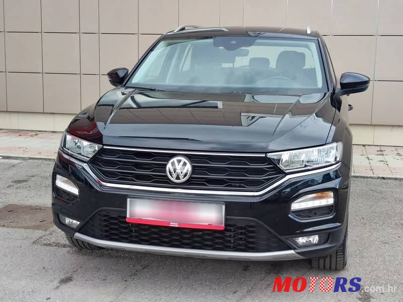 2020' Volkswagen T-Roc 1.6 Tdi Style photo #3