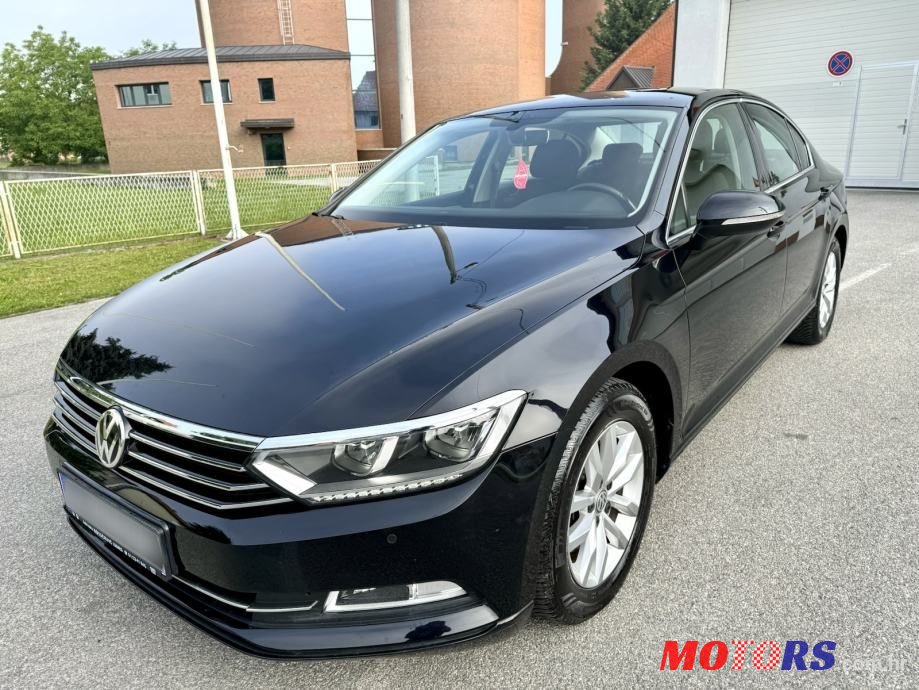 2015' Volkswagen Passat 2,0 Tdi Bmt photo #1