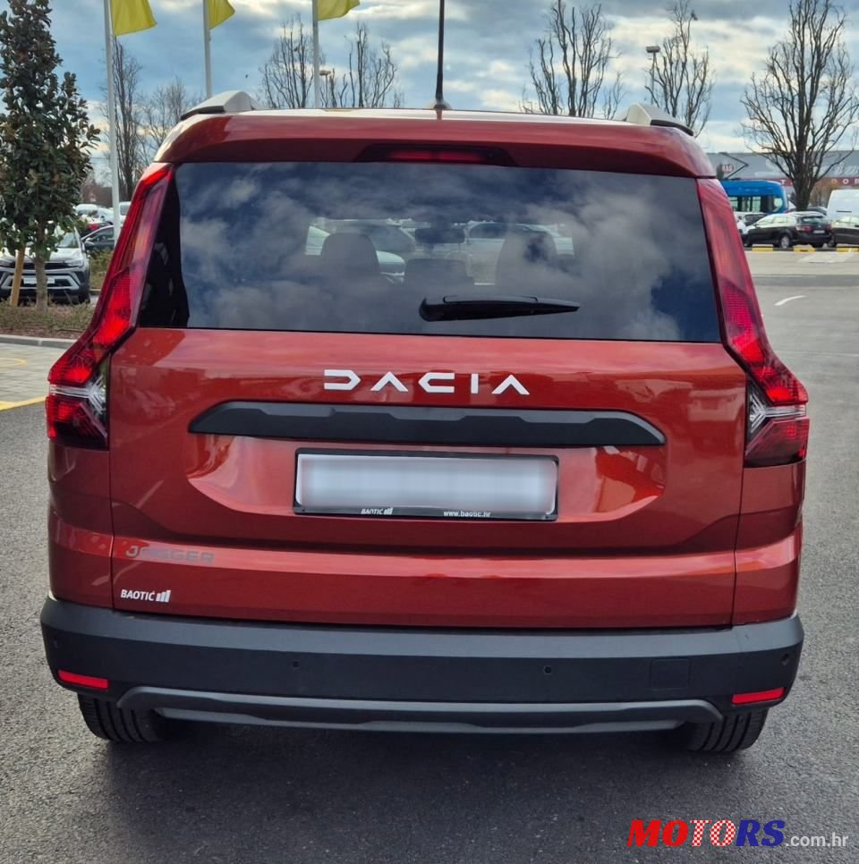 2024' Dacia Jogger photo #6