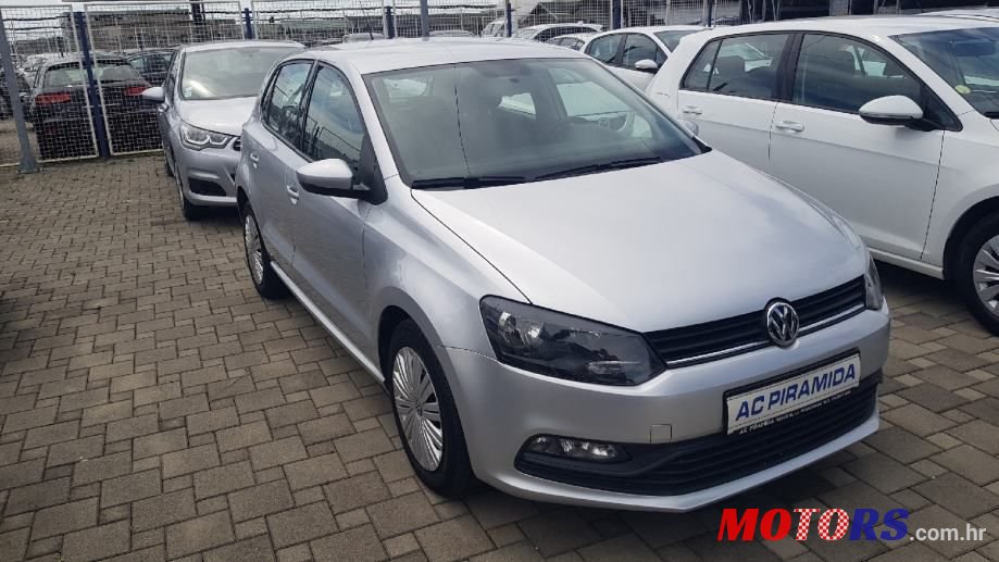 2017' Volkswagen Polo photo #3