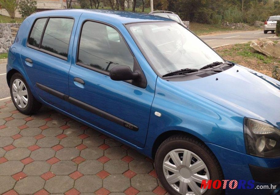 2003' Volkswagen Passat Variant photo #2