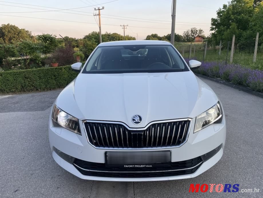 2016' Skoda Superb 2,0 Tdi Dsg photo #2