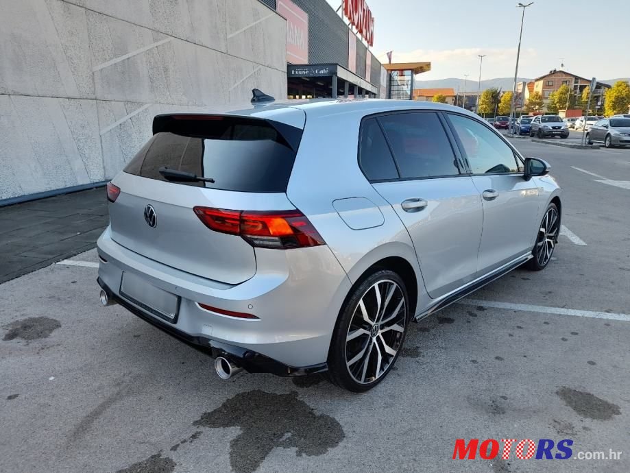 2021' Volkswagen Golf 8 2,0 Tdi photo #6