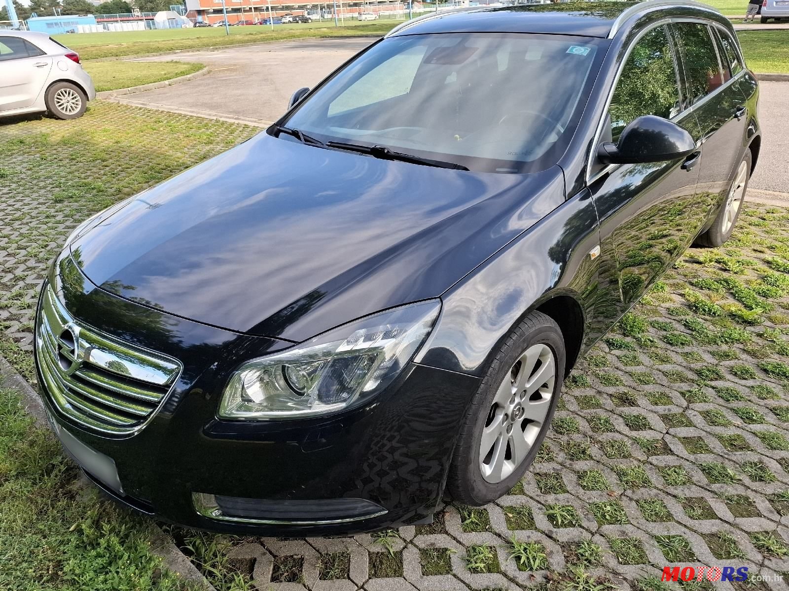 2012' Opel Insignia Karavan photo #3