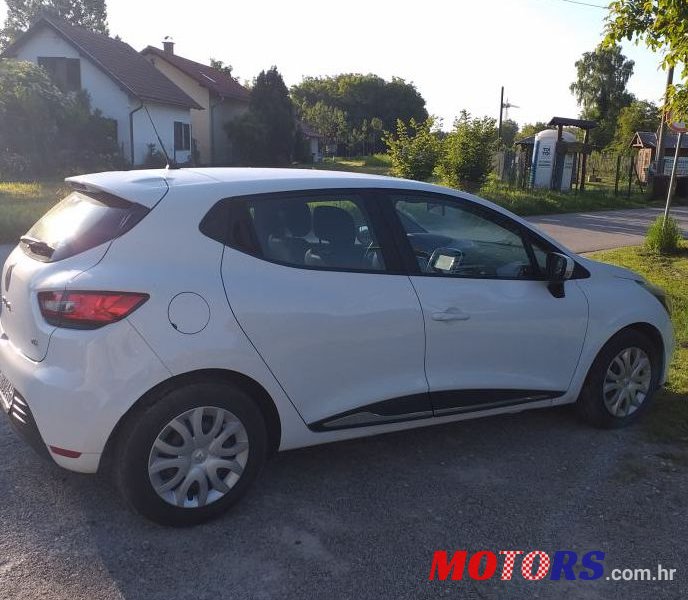 2017' Renault Clio Dci photo #1