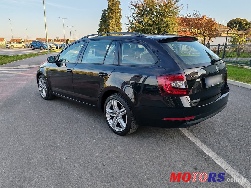 2019' Skoda Octavia Combi photo #5