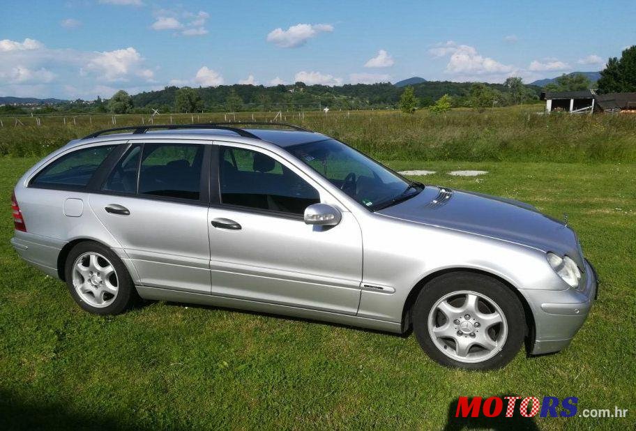 2003' Mercedes-Benz C-Klasa photo #1