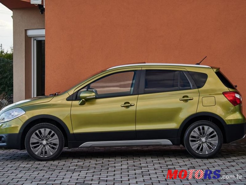 2014' Suzuki Sx4 S-Cross photo #3