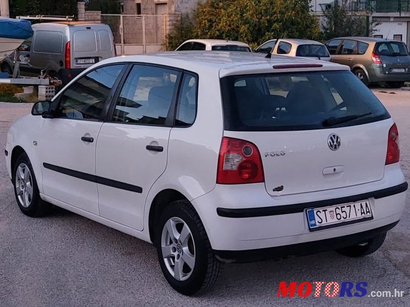 2005' Volkswagen Polo 1,9 Sdi photo #3