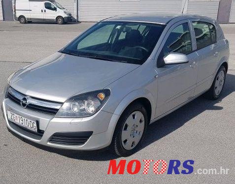 2006' Opel Astra 1,7 Cdti photo #1