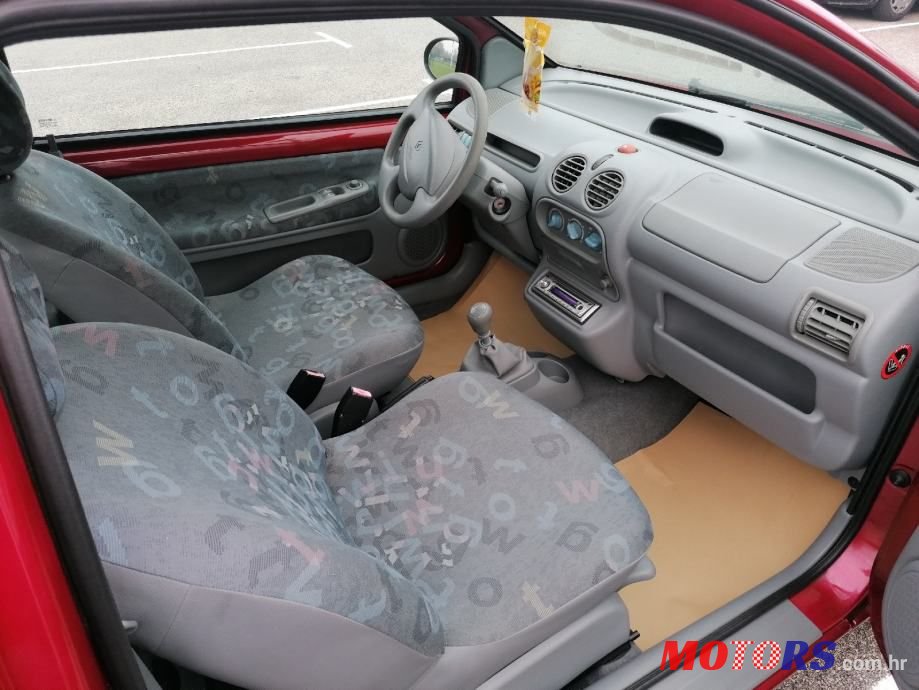 2006' Renault Twingo 1,2 photo #5