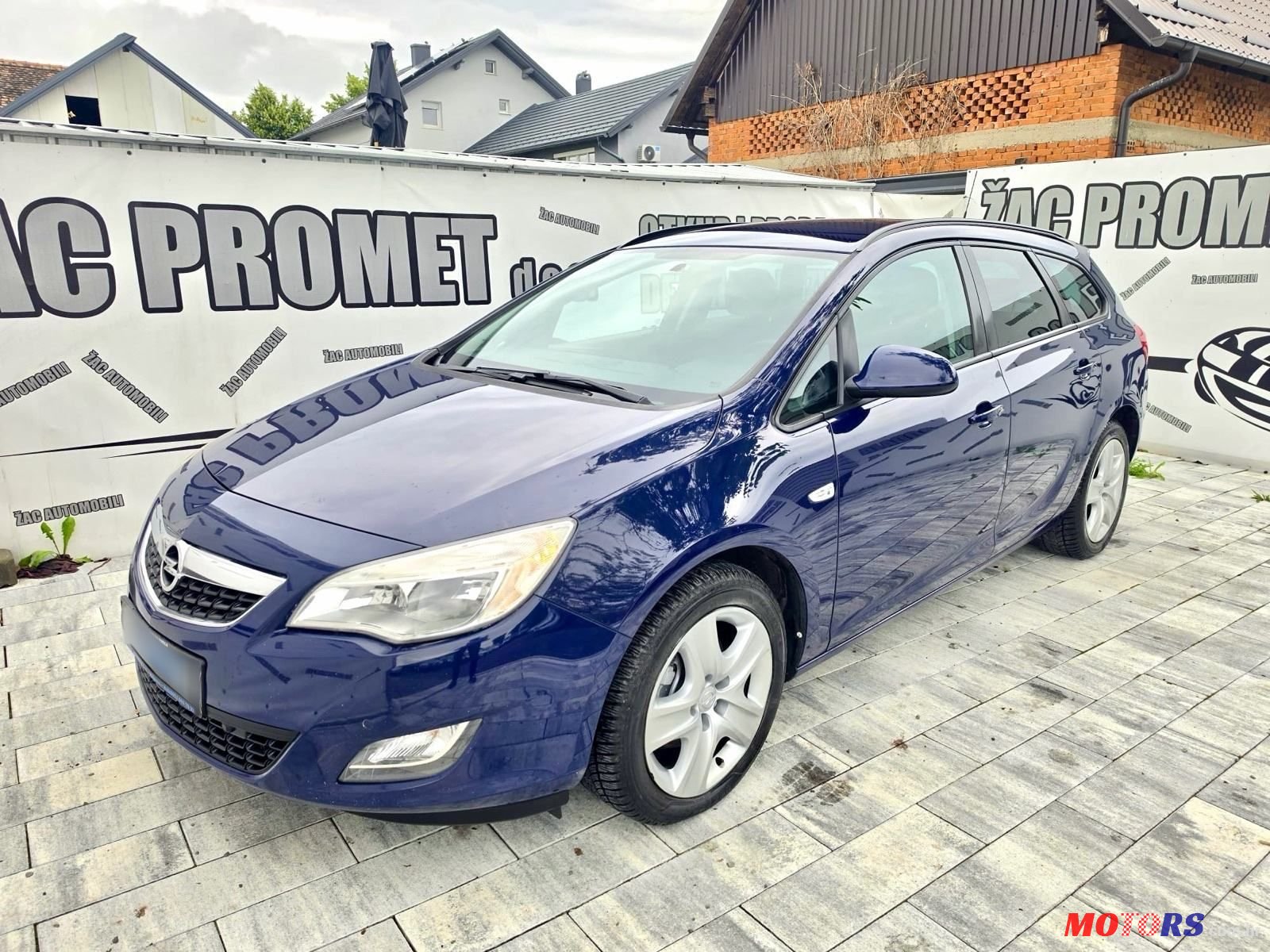 2012' Opel Astra 1,7 Cdti photo #1