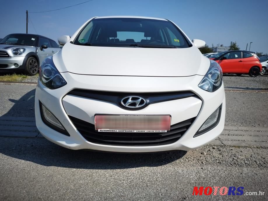 2015' Hyundai i30 photo #3