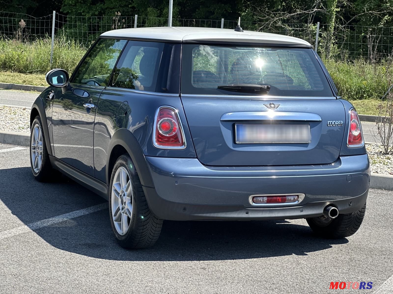 2010' MINI Cooper Cooper photo #6