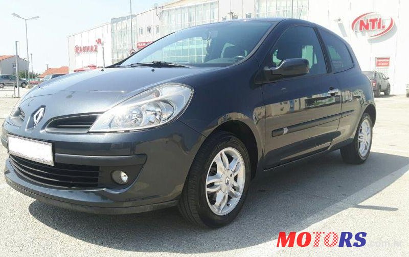 2007' Renault Clio 1,4 16V photo #2