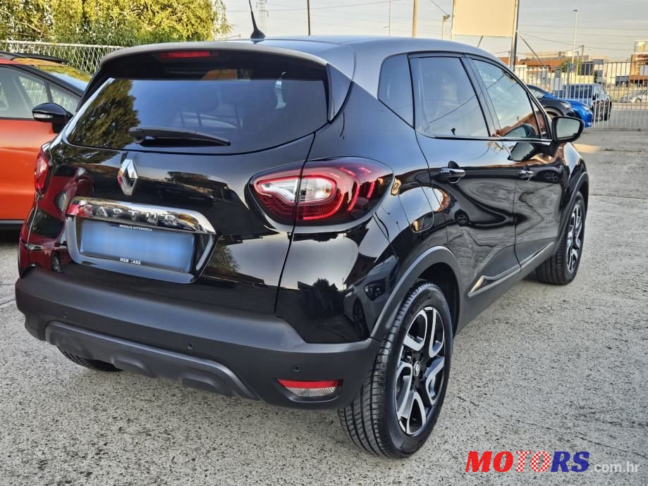 2018' Renault Captur Tce photo #2