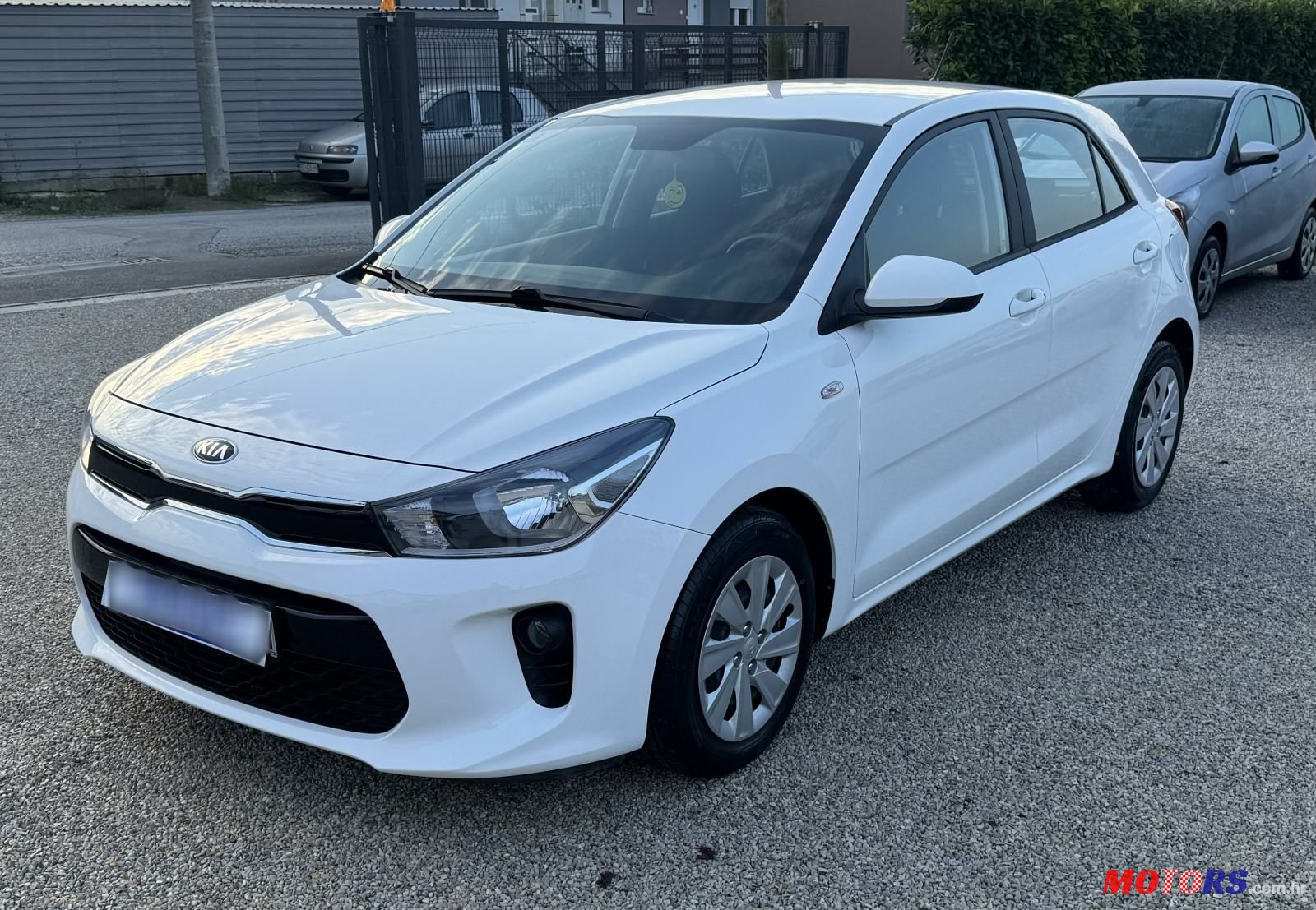 2020' Kia Rio 1,25 photo #1